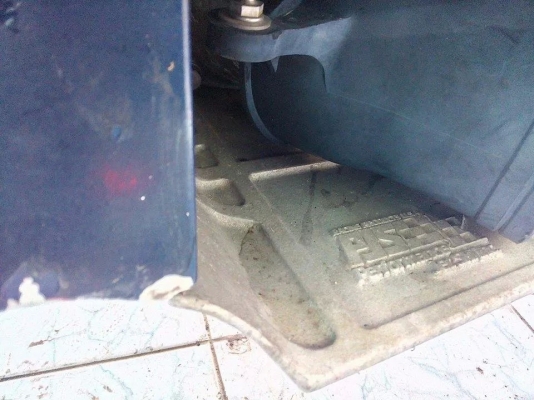 ขายเรือยืน คาวา 550cc. เครื่องหลีด 28,000 เล่นได้เลย..