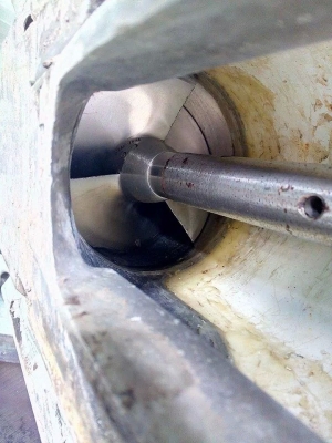 ขายเรือยืน คาวา 550cc. เครื่องหลีด 28,000 เล่นได้เลย..