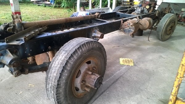 ขายแชสซีสhino KM350 เครืองWO4D,หัวเก๋ง