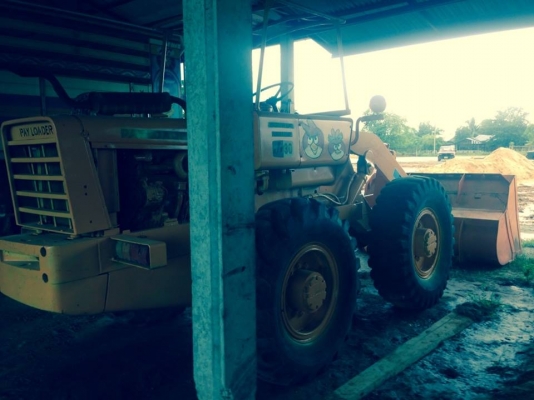 ***ขายแล้วครับขอบคุณ Truck2hand ขายรถตักล้อยาง KOMATSU JH30B-9175 เอวแข็ง ต่อแขน ขยายบุ้งกี๋แล้ว เครื่องเดิมปั้มเดิม เครื่อง ISUZU DA220 4สูบ 65 HP แน่นๆ แรงๆ ปั้มดี ระบบไฮฯใช้งานปกติ บุ้งกี๋ดี แขนดี ต่อแขนแล้ว ช่วงล่างดีแน่นดี ยางสวย4เส้น บอดี้สวย สีสันใ