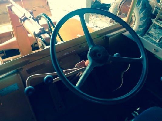 ***ขายแล้วครับขอบคุณ Truck2hand ขายรถตักล้อยาง KOMATSU JH30B-9175 เอวแข็ง ต่อแขน ขยายบุ้งกี๋แล้ว เครื่องเดิมปั้มเดิม เครื่อง ISUZU DA220 4สูบ 65 HP แน่นๆ แรงๆ ปั้มดี ระบบไฮฯใช้งานปกติ บุ้งกี๋ดี แขนดี ต่อแขนแล้ว ช่วงล่างดีแน่นดี ยางสวย4เส้น บอดี้สวย สีสันใ