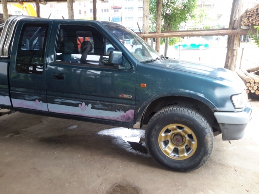 ขายรถอีซูซุดราก้อนอายโฟร์วิลเครื่อง2800 ขายรถอีซูซุดราก้อนอายโฟร์วิลเครื่อง2800