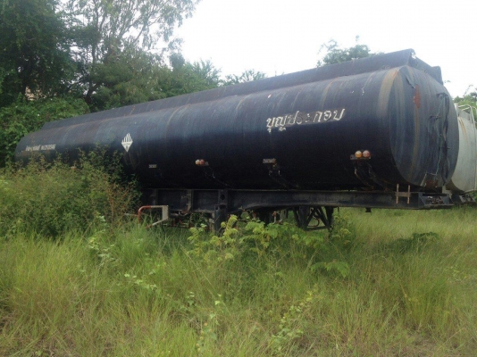 หางพ่วงสองเพลาบรรทุกกากน้ำตาล สภาพดี ราคา250000บาท ต่อรองได้ มีสองหาง สนใจติดต่อได้ที่เบอร์084-7823249