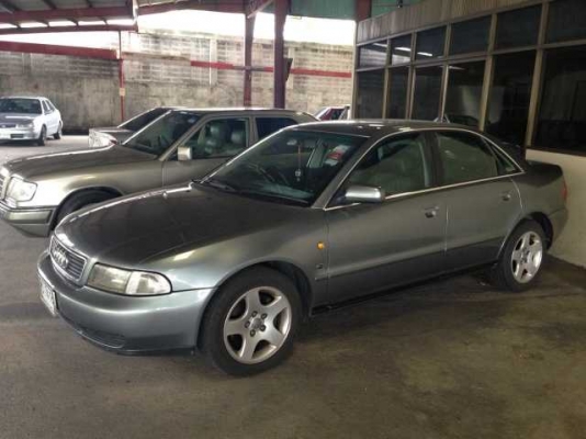 ขาย AUDI A4 2.4 มือเดียวออกห้าง