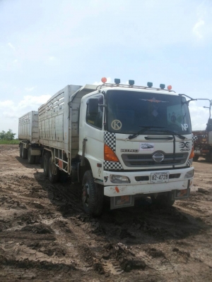 ขาย 10 ล้อพร้อมลูกพ่วง Hino ตามสภาพ มีหลายพ่วง ราคาคุยกันได้ 089-4836840