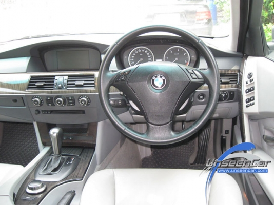 ขายรถ BMW SERIES 5 E 60 ขายรถ BMW SERIES 5 E 60