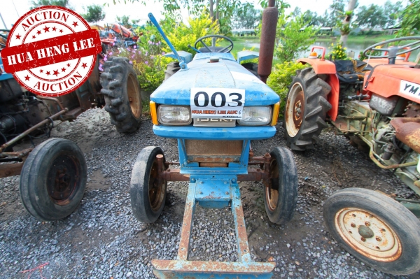 AUC 6 Code 003  แทรกเตอร์  ISEKI TS2210  ราคา เริ่มต้นการประมูล 30,000 บาท