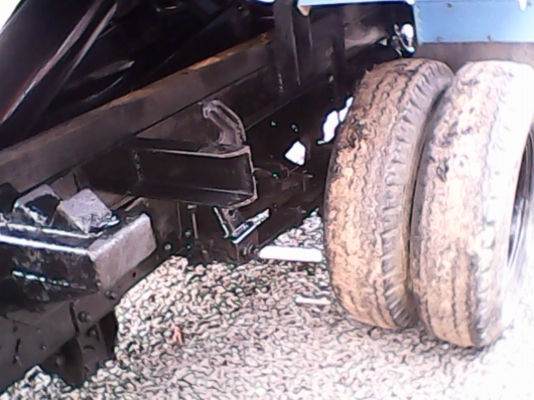 หกล้อสั้น ดั๊มเกษตร  วางเครื่อง 88  แรง  เครื่องดีครัชชีสวย  รถพร้อมใช้งาน  เอกสารพร้อม