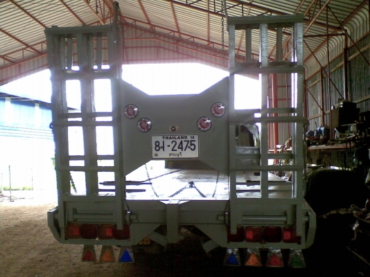 ขายรถเทลเลอร์สิบล้อ สวย สภาพแจ่ม ติดต่อ 0811974845