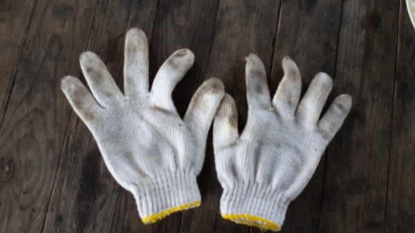 ขายถุงมือคู่ละ5บาท..สั่งจำนวนได้