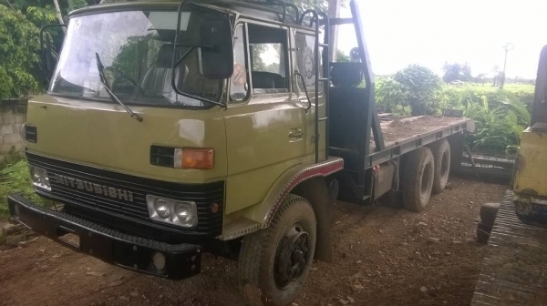 ขาย มิตซูบิชิ FUSO 215K  สิบล้อท้ายลาด