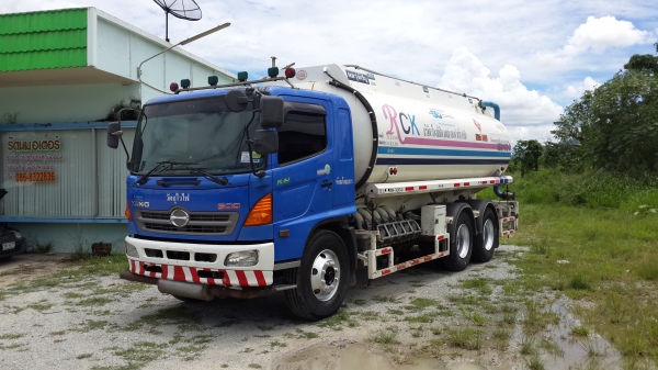 ขายรถบรรทุกน้ำมันซีรี่ 500 โหลดล่าง ถัง 18000 ลิตร