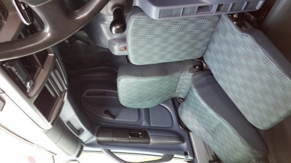 ขายรถบรรทุกน้ำมันซีรี่ 500 โหลดล่าง ถัง 18000 ลิตร