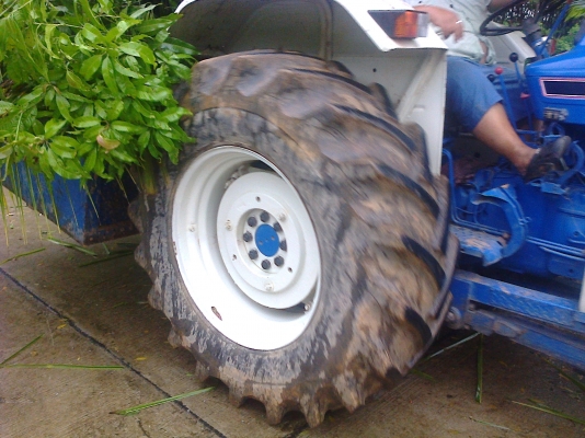 FORD 6610 2 เพลา ไอดีโต