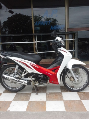 รถสวย ประหยัดน้ำมัน Wave 110 i ใหม่ล่าสุด สีขาว แดง ราคาถูก รถสวย ประหยัดน้ำมัน Wave 110 i ใหม่ล่าสุด สีขาว แดง ราคาถูก