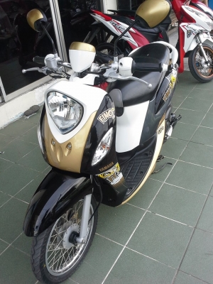 รถอย่างสวย Yamaha Fino FI รุ่น Premium ปี 2556 รุ่นใหม่ล่าสุด ราคาถูก รถอย่างสวย Yamaha Fino FI รุ่น Premium ปี 2556 รุ่นใหม่ล่าสุด ราคาถูก