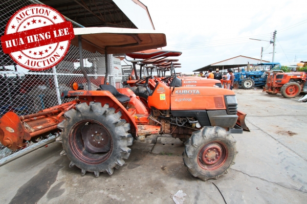 AUC 6 Code 010  แทรกเตอร์  KUBOTA L3408+RX162 ราคา เริ่มต้นการประมูล 130,000 บาท