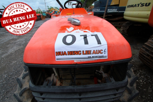 AUC 6 Code 011  แทรกเตอร์  KUBOTA L3408+DH226D ราคา เริ่มต้นการประมูล 125,000 บาท