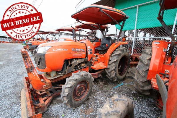 AUC 6 Code 015  แทรกเตอร์  KUBOTA L3608+RX162D+SD160 ราคา เริ่มต้นการประมูล 245,000 บาท