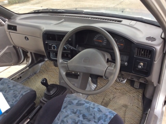 ขายรถ นิสสัน nv ปี 96 เครื่องเดิม 1.5 เกียร์ธรรมดา ภายในสวย ไม่มีแตกหัก เบาะสวย แอร์เย็นฉ่ำ สะอาด ตัวถังบางเดิมสวย ไม่มีชน สีเต็มเงา แม็ก 15 รถขับดี ไม่เคยติดแก๊ส พร้อมใช้ครับ