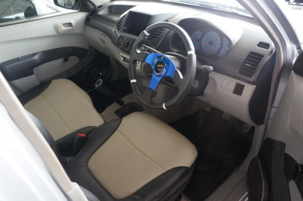 MITSUBISHI TRITON ตอนเดียว ปี 2007 รถสวย พวงมาลัยพาวเวอร์ แอร์เย็น เครื่องเดิมแน่นๆ ช่วงล่างดี รถขับดีมาก มีแม็กไลเนอร์ ภายในสภาพสวย สีสวย รถพร้อมใช้งาน จัดไฟแนนได้