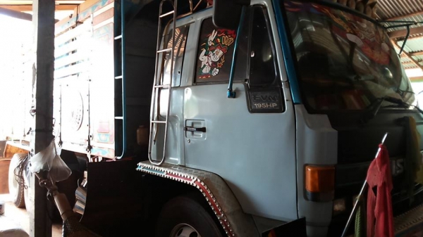 **1,270,000 บ.ต่อรอง**ขาย10ล้อ2เพลาดั้ม "นางฟ้า195" ISUZU ROCKY FVZ32MZPR 6HE1 BOINTER นางฟ้าแท้ เครื่อง 6HE1-195 Bointer เกียร์เดิม ZF เครื่องแห้งๆ แน่นๆ แรงดี เกียร์ดีไม่มีหลุด ช่วงล่างเดิม คัสซีดีเดิม ไม่ปะไม่ดาม กระบะดั้มเนียมเกษตรสภาพสวย พื **1,270,000 บ.ต่อรอง**ขาย10ล้อ2เพลาดั้ม "นางฟ้า195" ISUZU ROCKY FVZ32MZPR 6HE1 BOINTER นางฟ้าแท้ เครื่อง 6HE1-195 Bointer เกียร์เดิม ZF เครื่องแห้งๆ แน่นๆ แรงดี เกียร์ดีไม่มีหลุด ช่วงล่างเดิม คัสซีดีเดิม ไม่ปะไม่ดาม กระบะดั้มเนียมเกษตรสภาพสวย พื