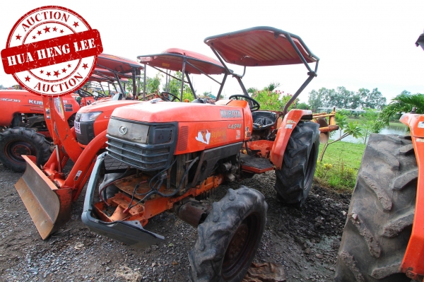 AUC 6 Code 017  แทรกเตอร์  KUBOTA L4508+DH226D ราคา เริ่มต้นการประมูล 175,000 บาท