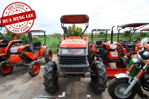 AUC 6 Code 018  แทรกเตอร์  KUBOTA L4508+DH226D ราคา เริ่มต้นการประมูล 175,000 บาท