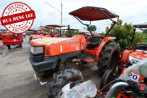AUC 6 Code 018  แทรกเตอร์  KUBOTA L4508+DH226D ราคา เริ่มต้นการประมูล 175,000 บาท