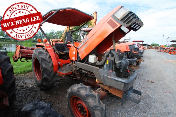 AUC 6 Code 021  แทรกเตอร์  KUBOTA L4508+RX180F ราคา เริ่มต้นการประมูล 195,000 บาท