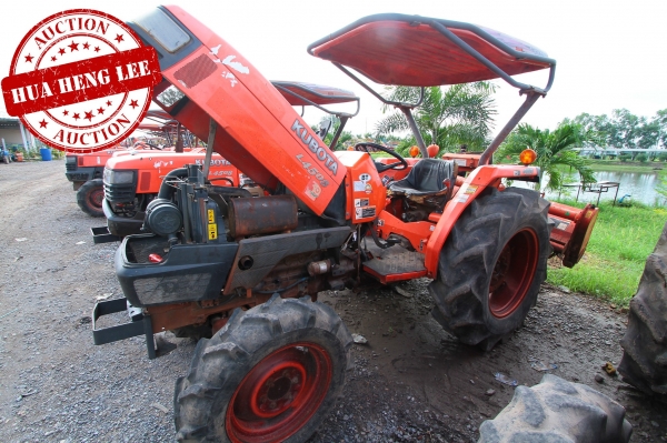 AUC 6 Code 021  แทรกเตอร์  KUBOTA L4508+RX180F ราคา เริ่มต้นการประมูล 195,000 บาท