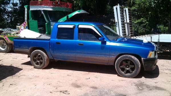 ไมตี้ 4 ประตู