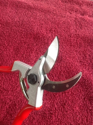 กรรไกรตัดกิ่งไม้ FELCO 4 swiss made กรรไกรตัดกิ่งไม้ FELCO 4 swiss made