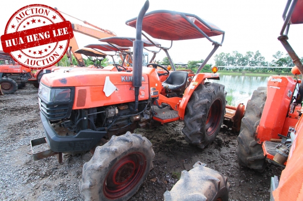 AUC 6 Code 028  แทรกเตอร์  KUBOTA L4508+RX180F ราคา เริ่มต้นการประมูล 195,000 บาท