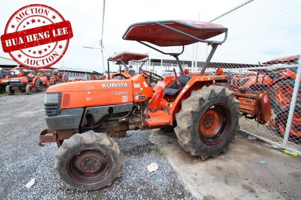 AUC 6 Code 030  แทรกเตอร์  KUBOTA L4508+RX180F ราคา เริ่มต้นการประมูล 195,000 บาท