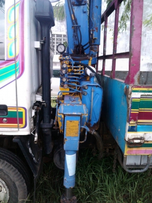 ขายรถเครน หกล้อ mitsubishi ราคา 700000 บาท