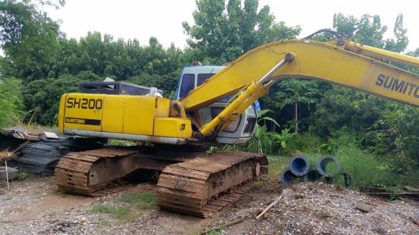 รถแบคโฮ SUMITOMO SH200-A1 รถพร้อมใช้งาน มีทะเบียนครบ