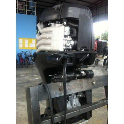 ขายเครื่องยนต์เรือเร็ว Suzuki DF140 4จังหวะ 4สูบ มือสองนำเข้าจากญี่ปุ่น