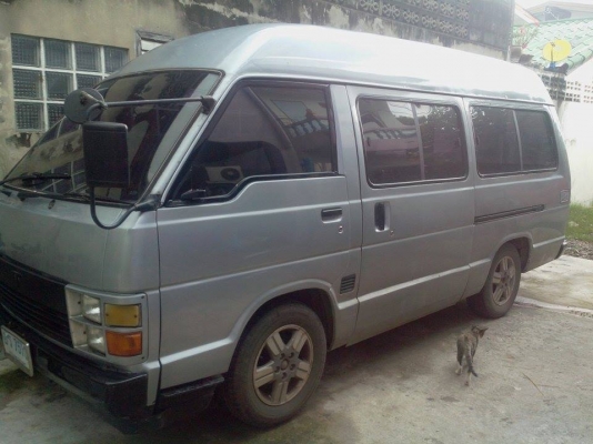 ขายรถตู้โตโยต้า หลังคาสูง ถูก