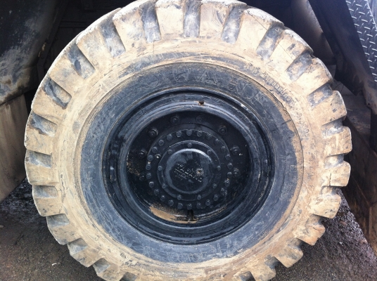 ขายรถเครน40ตัน 4ล้อใหญ่ TADANO บูมเหลี่ยม สวยพร้อมใช้เอกสารอินวอย