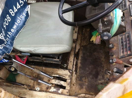 ขายรถเครน40ตัน 4ล้อใหญ่ TADANO บูมเหลี่ยม สวยพร้อมใช้เอกสารอินวอย