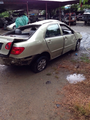 ซากออติดเครื่อง1600 ตัวJท๊อป  ปี 02 ติดเครื่องขับได้ หรือเเยกขายอะไหลทุกชิ้น