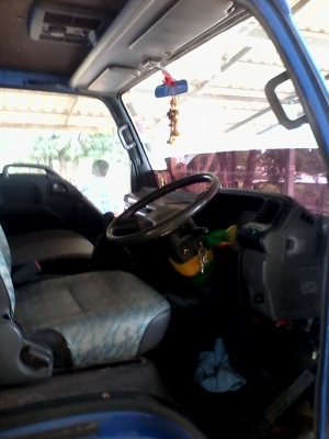 ขาย6ล้อ NPR สภาพสวยพร้อมใช้งานยาว5เมตร30 ยางดี เครื่อง130 แรงโบร์ คัสซี่สวย