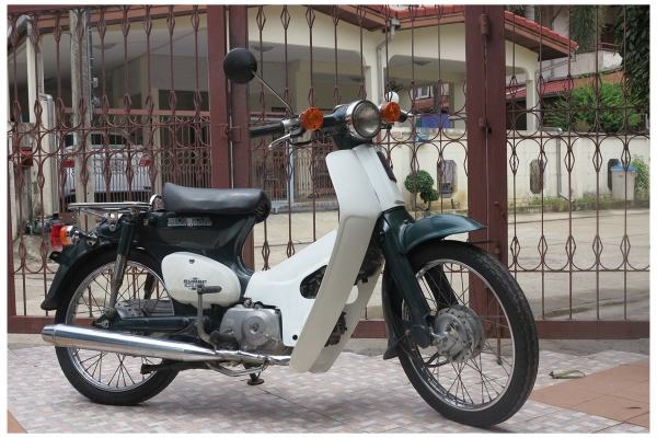 Honda C50 รุ่น Super Cub (เก่าญี่ปุ่น)