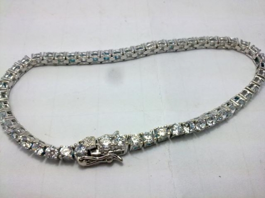 สร้อยข้อมือเงินประดับพลอย2เส้น