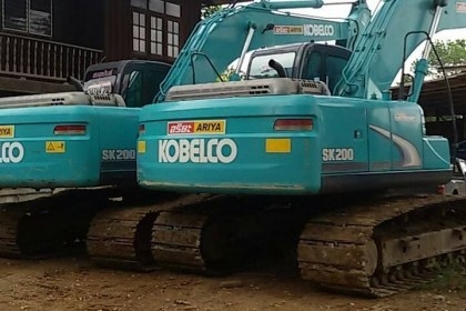 แมคโคร โกเบ รุ่น 8 ทั้งหมด 2คัน แมคโคร โกเบ รุ่น 8 ทั้งหมด 2คัน