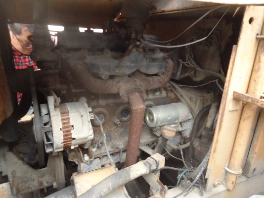 ขายรถตักล้อยางFURUKAWAเครือง4สูบเอวออ่น2เพลา4DW