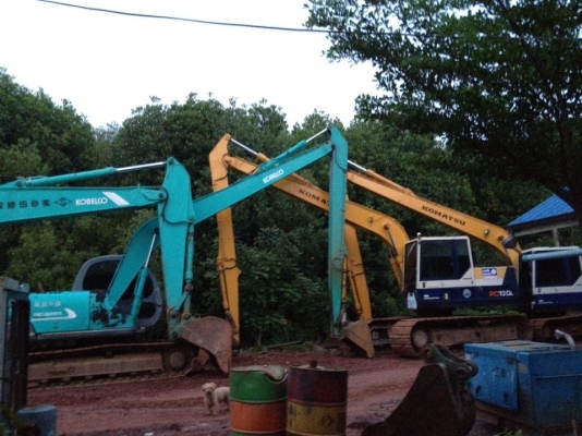 ให้เช่ารถ แบคโฮบูมยาว พร้อมโป๊ะ