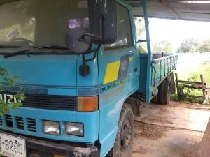 หกล้อ อีซูซุ NKR110แรง ยกหัวได้ สภาพพร้อมใช้งาน ภาษี58 ทะเบียนพร้อมโอน รถบ้านแท้ๆ ครับ