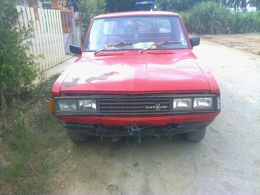 25000บาทขายรถดัสสันช้างเหยียบ4ขอไฟนอนทะเบียนพร้อมสนใจ0852665933